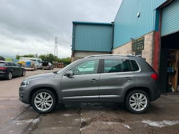 Used Volkswagen Tiguan 2016 for sale - 78872111: Photo