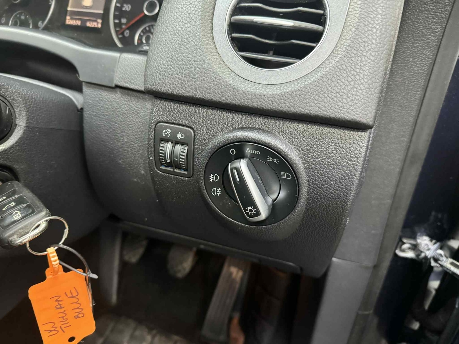 Used Volkswagen Tiguan 2012 for sale - 77409722: Photo 11