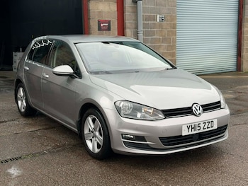 Used Volkswagen Golf 2015 for sale - 77897766: Photo