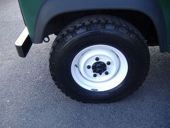 Used Land Rover Defender 2005 for sale - 78470493: Photo
