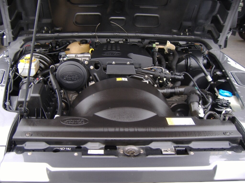 Used Land Rover Defender 2014 for sale - 76093843: Photo 16