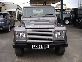 Used Land Rover Defender 2014 for sale - 76093843: Photo 2