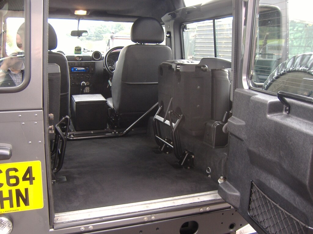 Used Land Rover Defender 2014 for sale - 76093843: Photo 8