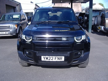 Used Land Rover Defender 2022 for sale - 78470492: Photo