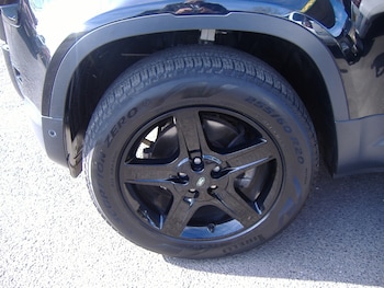 Used Land Rover Defender 2022 for sale - 78470492: Photo