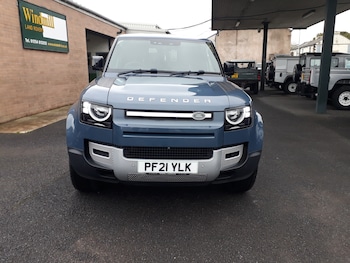 Used Land Rover Defender 2021 for sale - 76149824: Photo 2