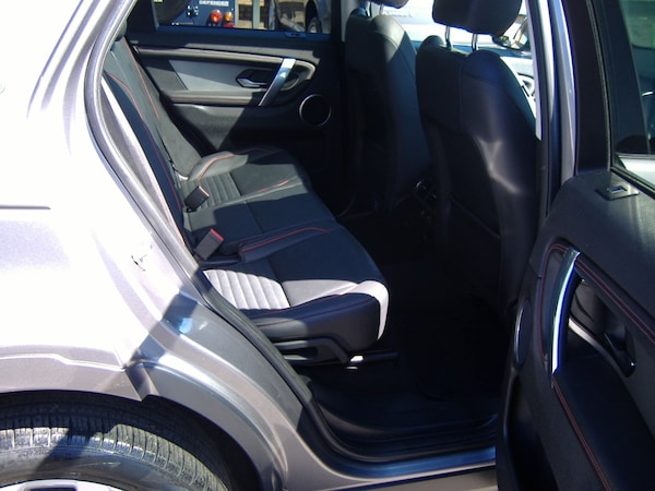 Used Land Rover Discovery Sport 2022 for sale - 74640816: Photo 11