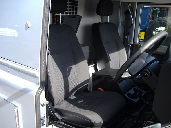 Used Land Rover Defender 110 2013 for sale - 74451487: Photo 13