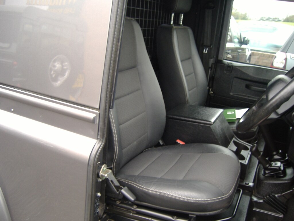 Used Land Rover Defender 2014 for sale - 78098564: Photo 13