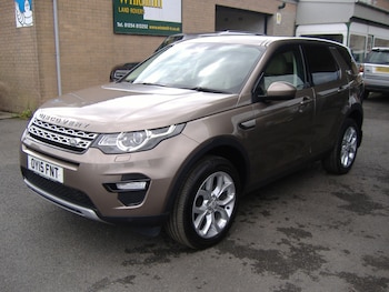 Used Land Rover Discovery Sport 2015 for sale - 78829581: Photo