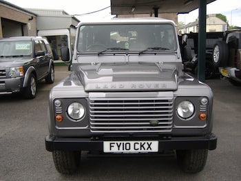 Used Land Rover Defender 2010 for sale - 78534905: Photo