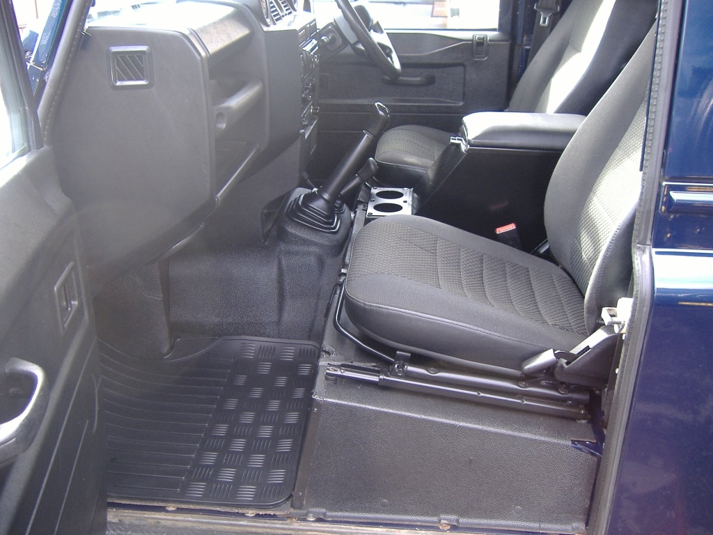 Used Land Rover Defender 2012 for sale - 77656544: Photo 5