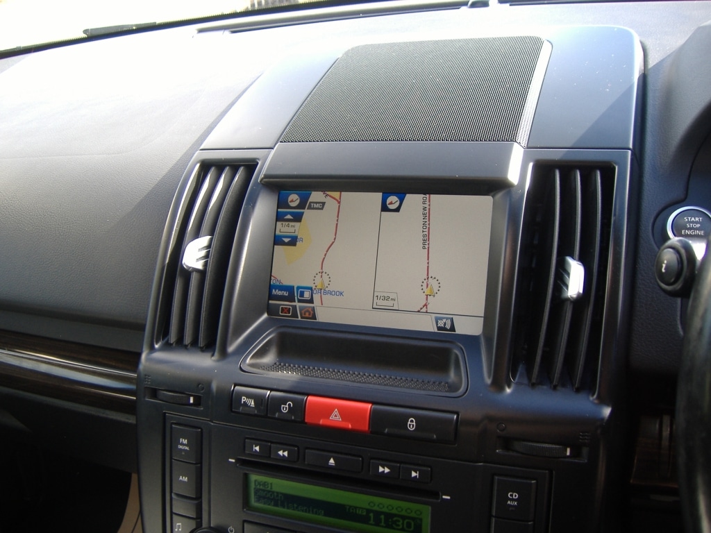 Used Land Rover Freelander 2011 for sale - 77891788: Photo 15