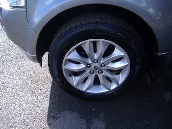 Used Land Rover Freelander 2011 for sale - 77891788: Photo