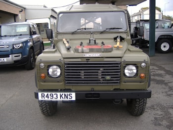 Used Land Rover Defender 110 1998 for sale - 76225401: Photo