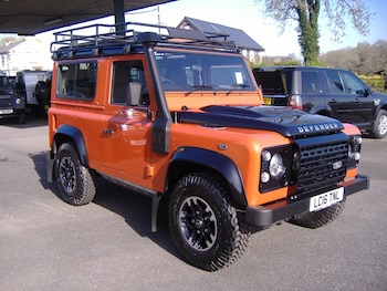 Used Land Rover Defender 2016 for sale - 78202304: Photo