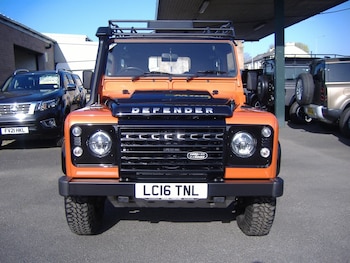 Used Land Rover Defender 2016 for sale - 78202304: Photo