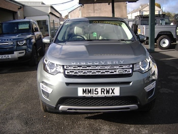 Used Land Rover Discovery Sport 2015 for sale - 76387464: Photo
