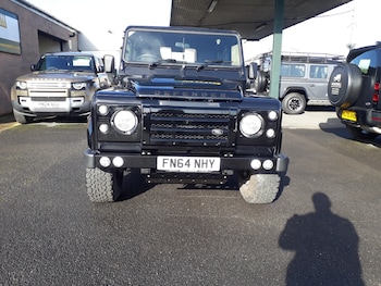 Used Land Rover Defender 2014 for sale - 77891790: Photo