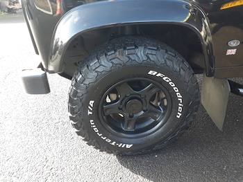 Used Land Rover Defender 2014 for sale - 77891790: Photo