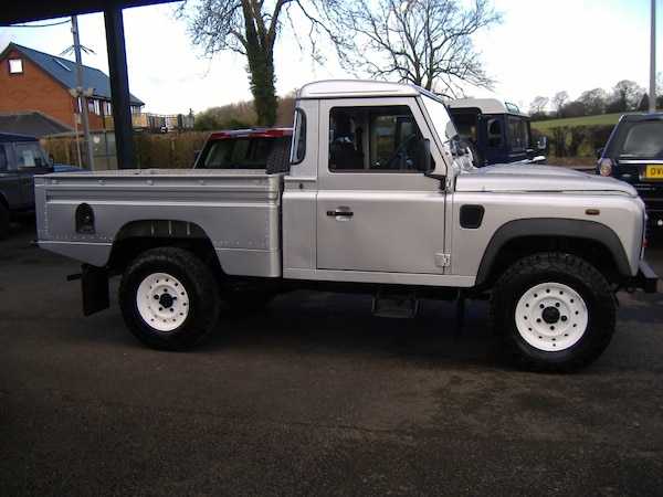 Used Land Rover Defender 110 2013 for sale - 73657386: Photo 13