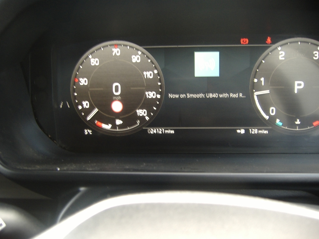 Used Land Rover Defender 2024 for sale - 77073353: Photo 12