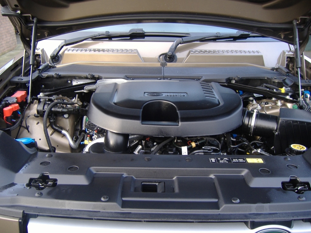 Used Land Rover Defender 2024 for sale - 77073353: Photo 16