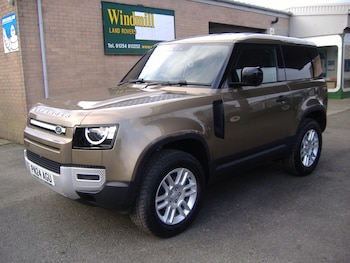 Used Land Rover Defender 2024 for sale - 77073353: Photo