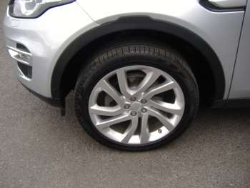 Used Land Rover Discovery Sport 2015 for sale - 75124808: Photo