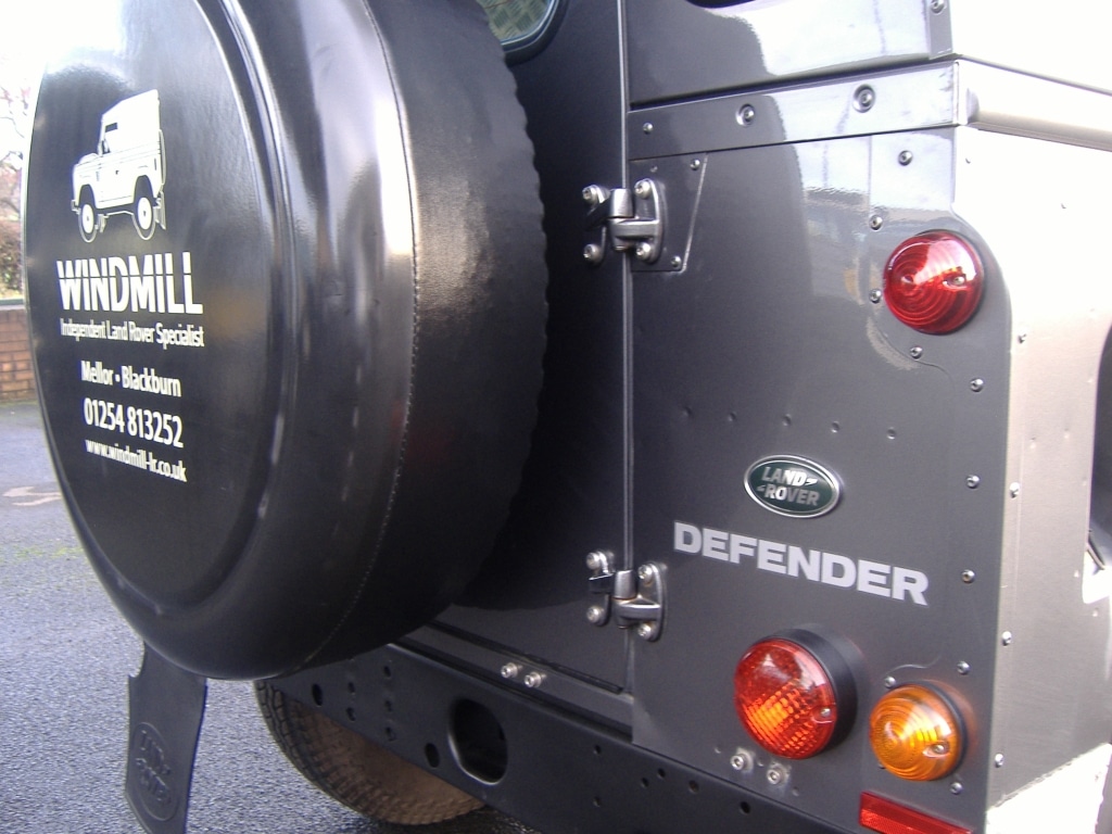 Used Land Rover Defender 2014 for sale - 76970697: Photo 10