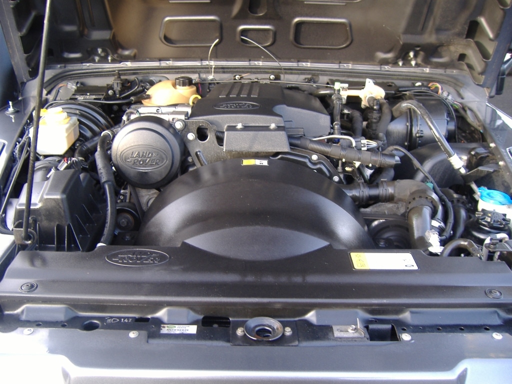 Used Land Rover Defender 2014 for sale - 76970697: Photo 15