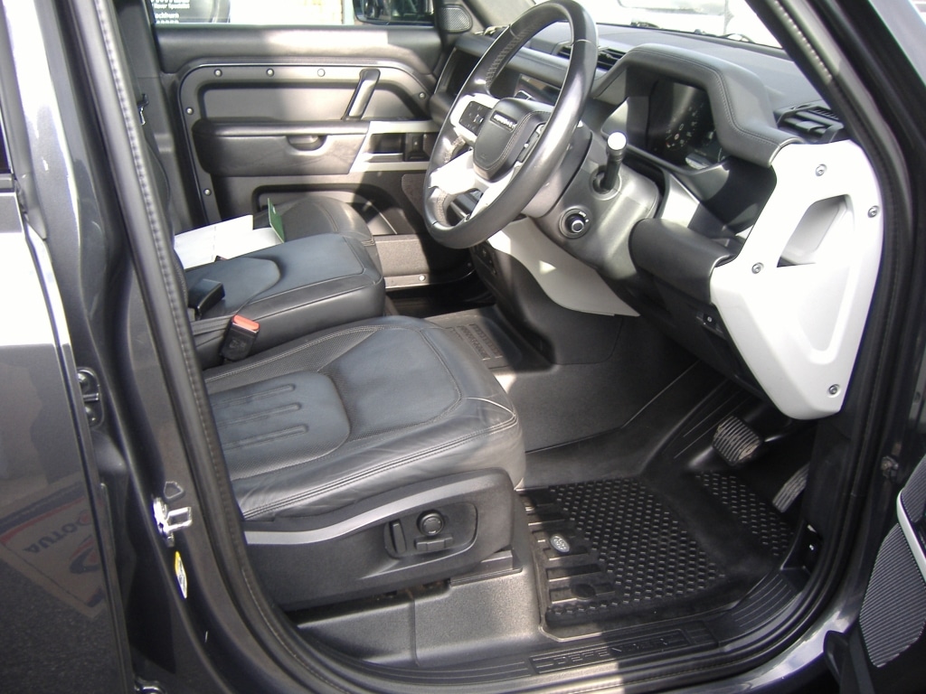 Used Land Rover Defender 2020 for sale - 77409748: Photo 13