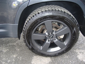 Used Land Rover Defender 2020 for sale - 77409748: Photo