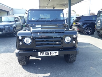 Used Land Rover Defender 90 2016 for sale - 75608469: Photo