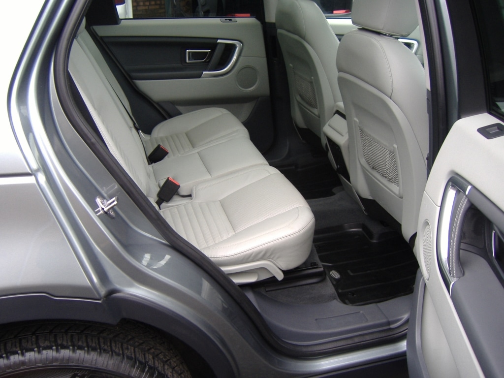 Used Land Rover Discovery Sport 2015 for sale - 76134527: Photo 10