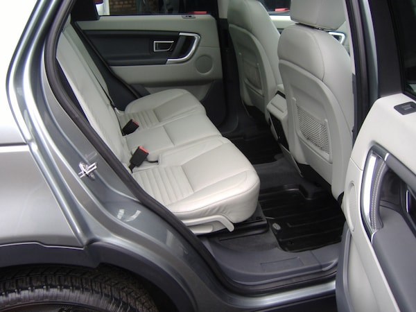 Used Land Rover Discovery Sport 2015 for sale - 76134527: Photo 10