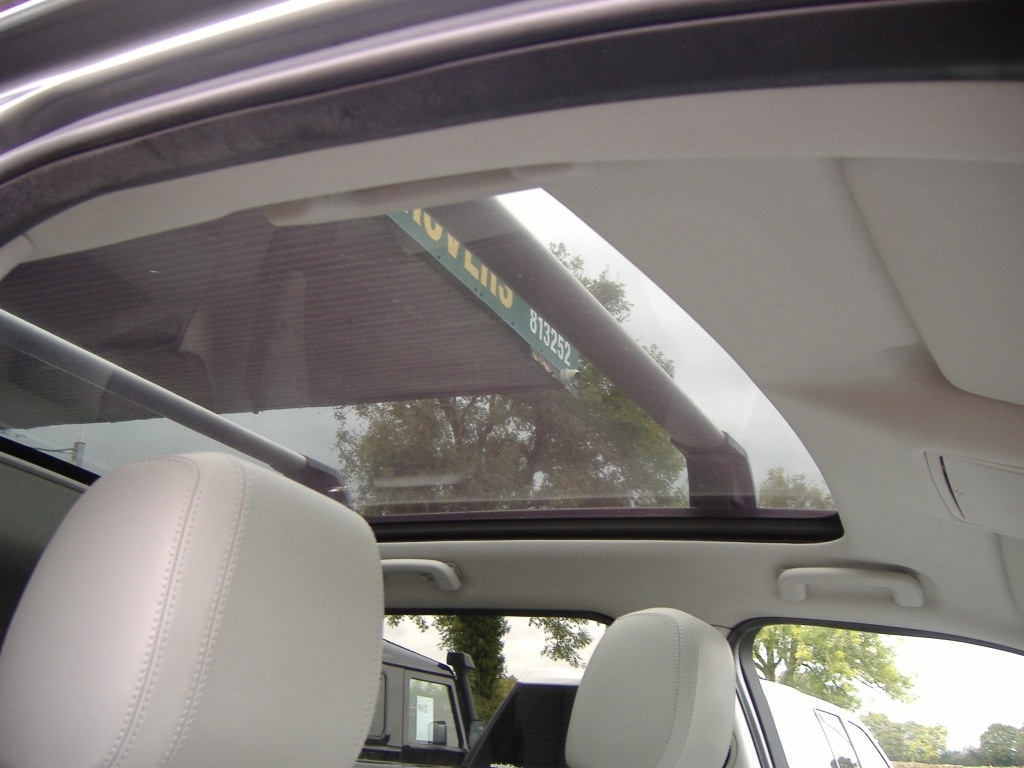 Used Land Rover Discovery Sport 2015 for sale - 76134527: Photo 12