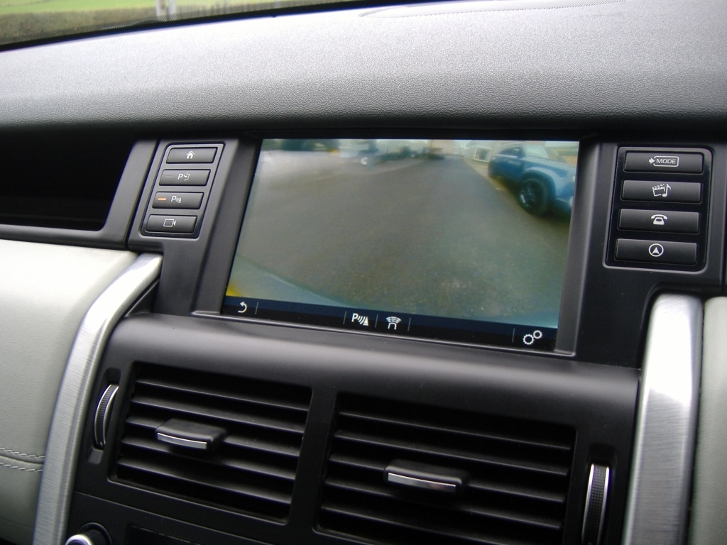 Used Land Rover Discovery Sport 2015 for sale - 76134527: Photo 15