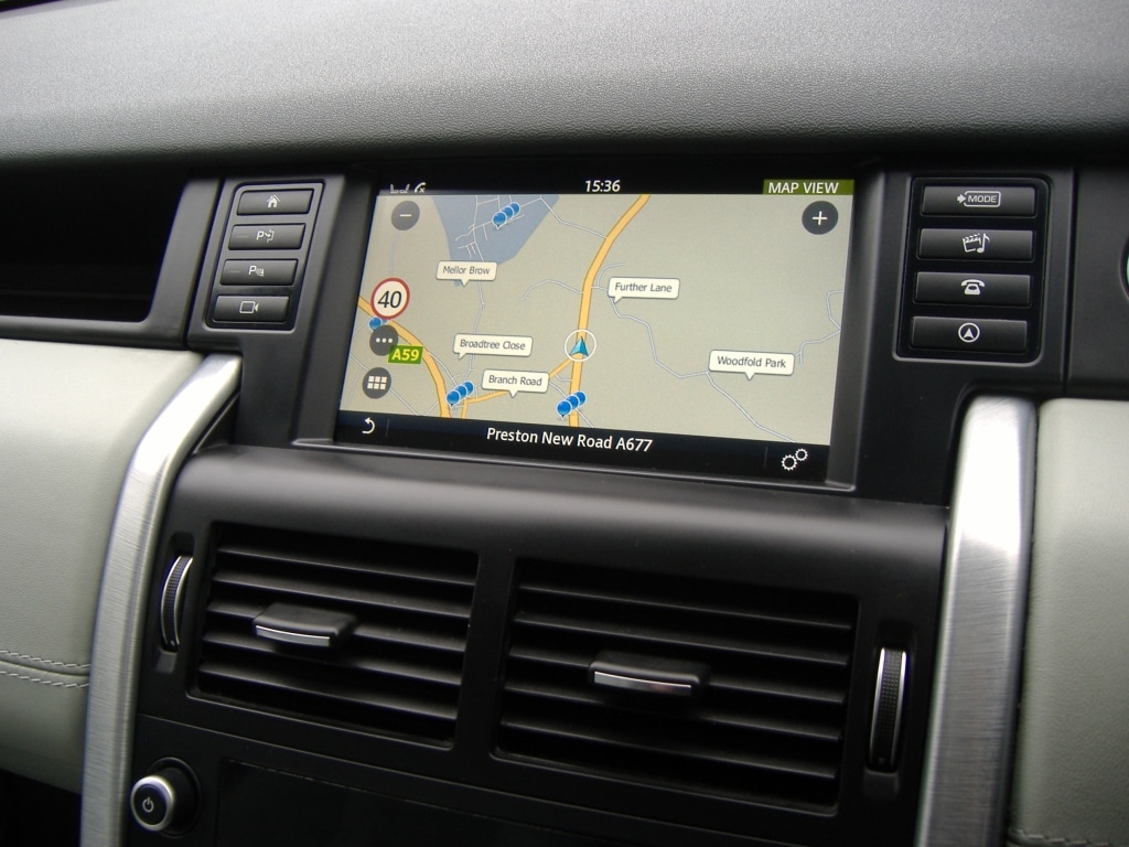 Used Land Rover Discovery Sport 2015 for sale - 76134527: Photo 16