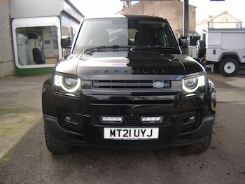 Used Land Rover Defender 2021 for sale - 78045903: Photo
