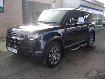 Used Land Rover Defender 2021 for sale - 78045903: Photo