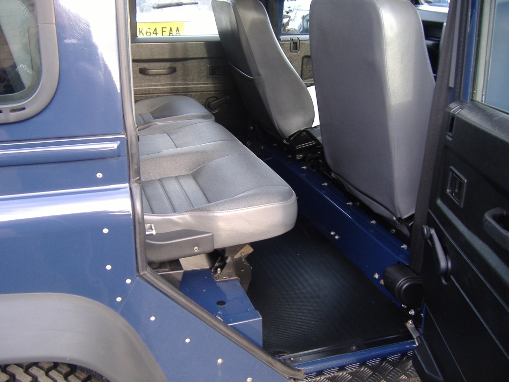 Used Land Rover Defender 110 2013 for sale - 76837401: Photo 11