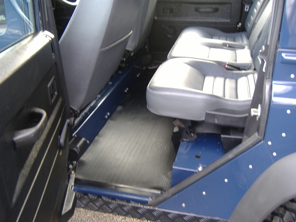 Used Land Rover Defender 110 2013 for sale - 76837401: Photo 6