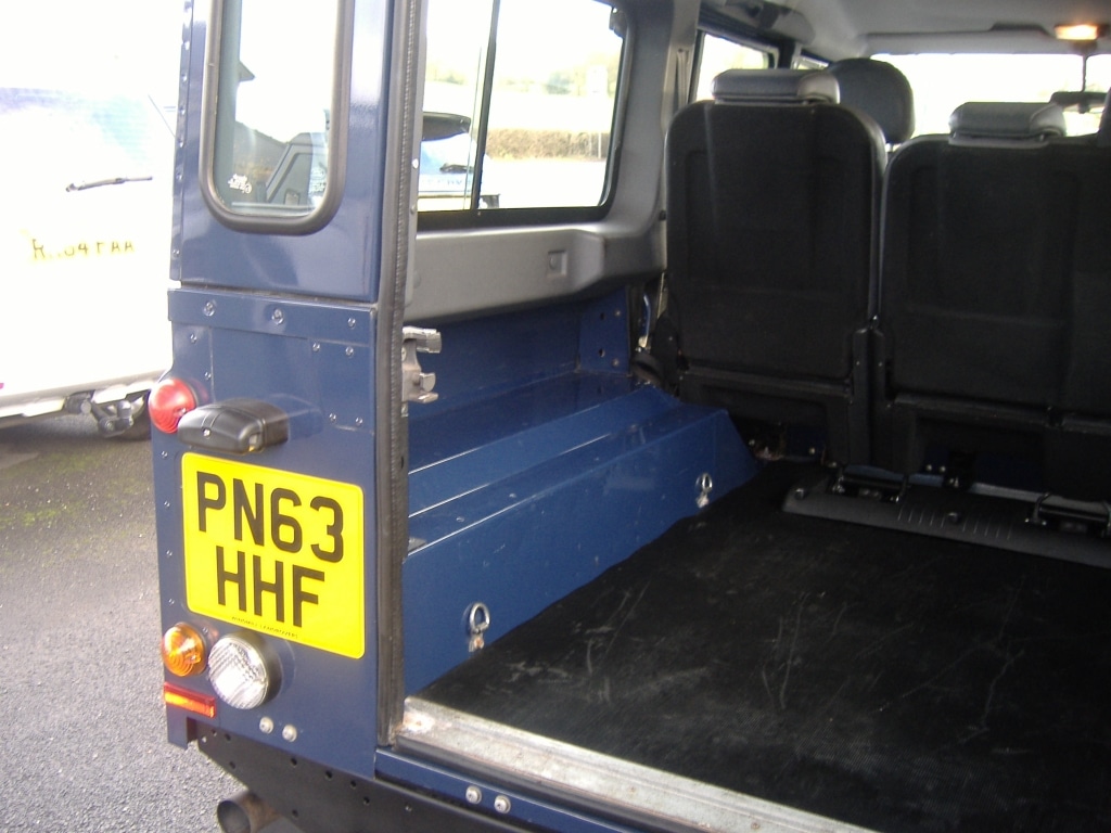 Used Land Rover Defender 110 2013 for sale - 76837401: Photo 9