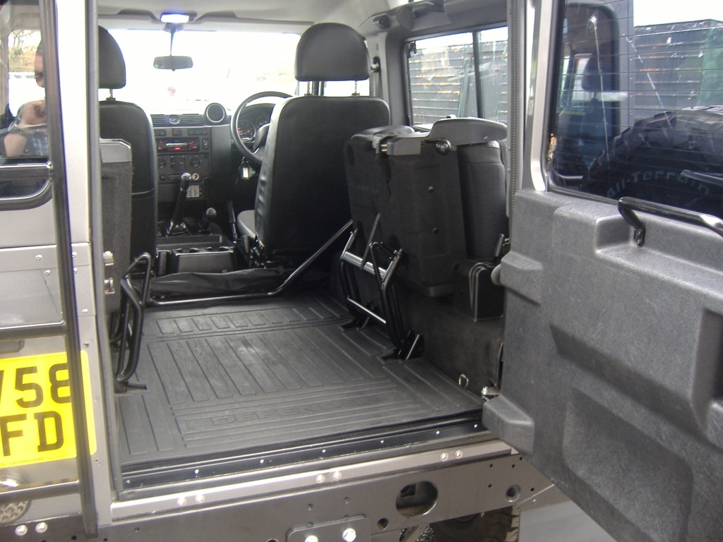 Used Land Rover Defender 2009 for sale - 76325016: Photo 7