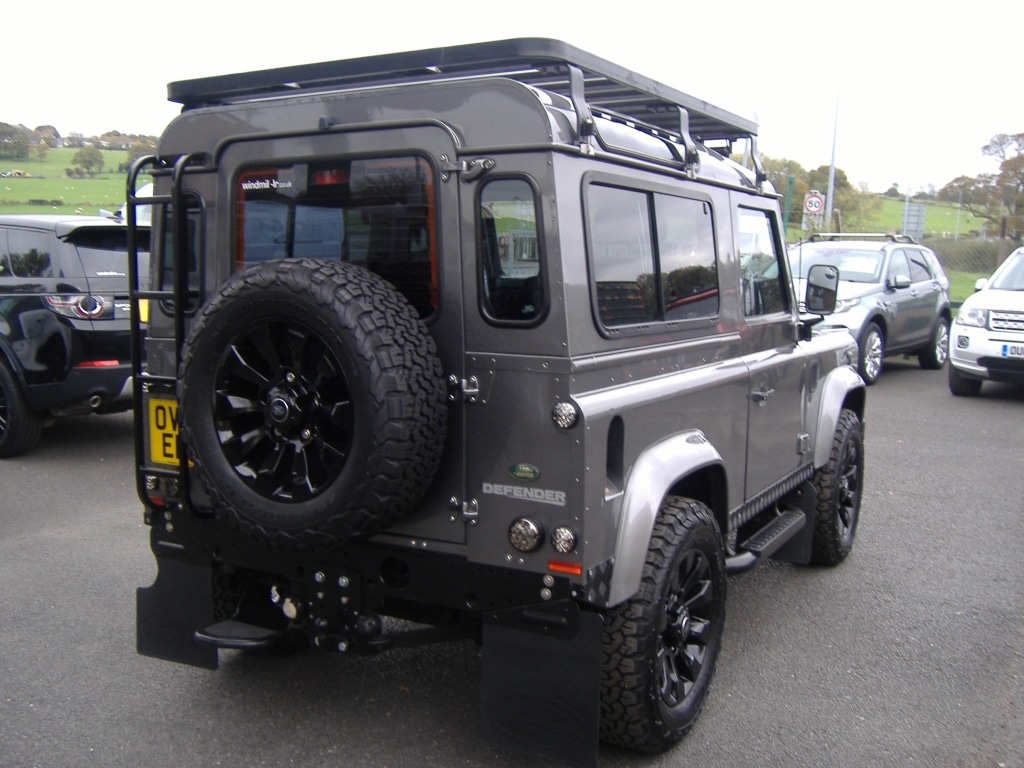 Used Land Rover Defender 2009 for sale - 76325016: Photo 9