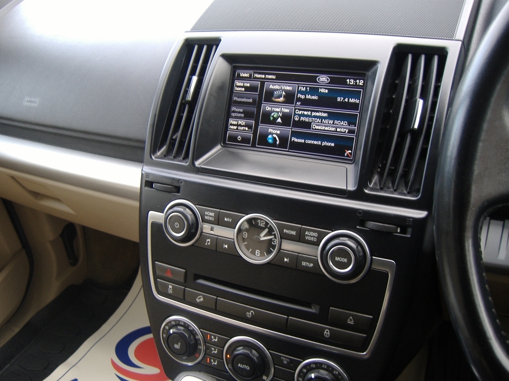 Used Land Rover Freelander 2012 for sale - 77643996: Photo 14