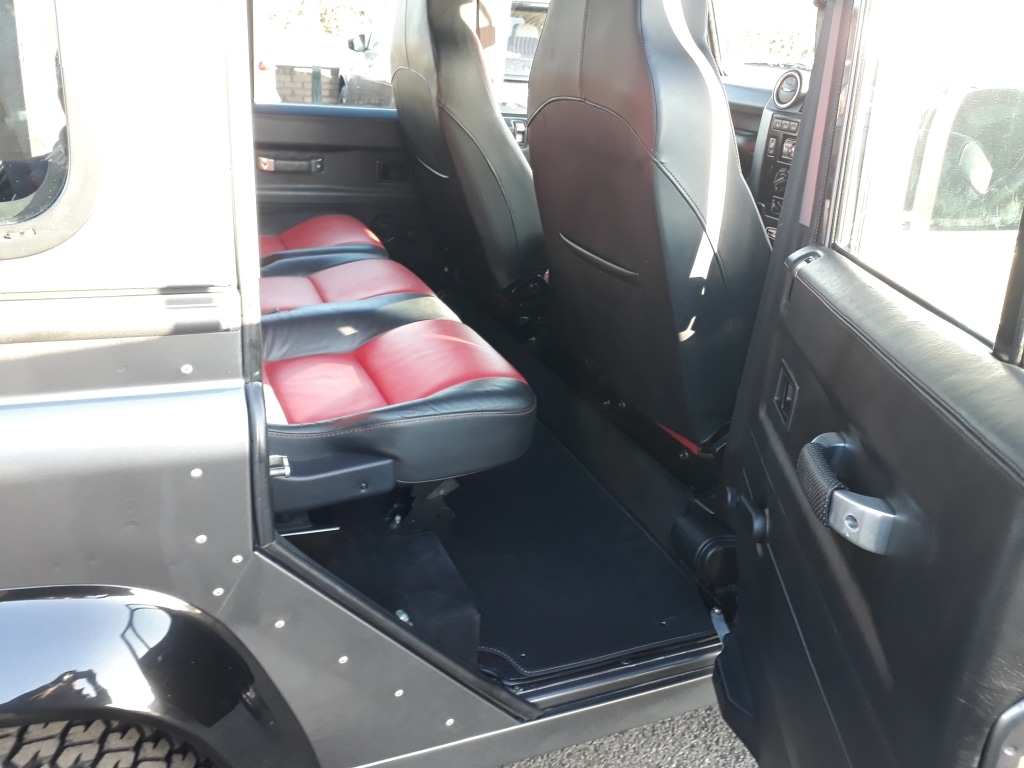 Used Land Rover Defender 110 2016 for sale - 77166217: Photo 13