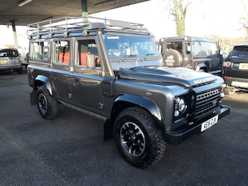 Used Land Rover Defender 110 2016 for sale - 77166217: Photo