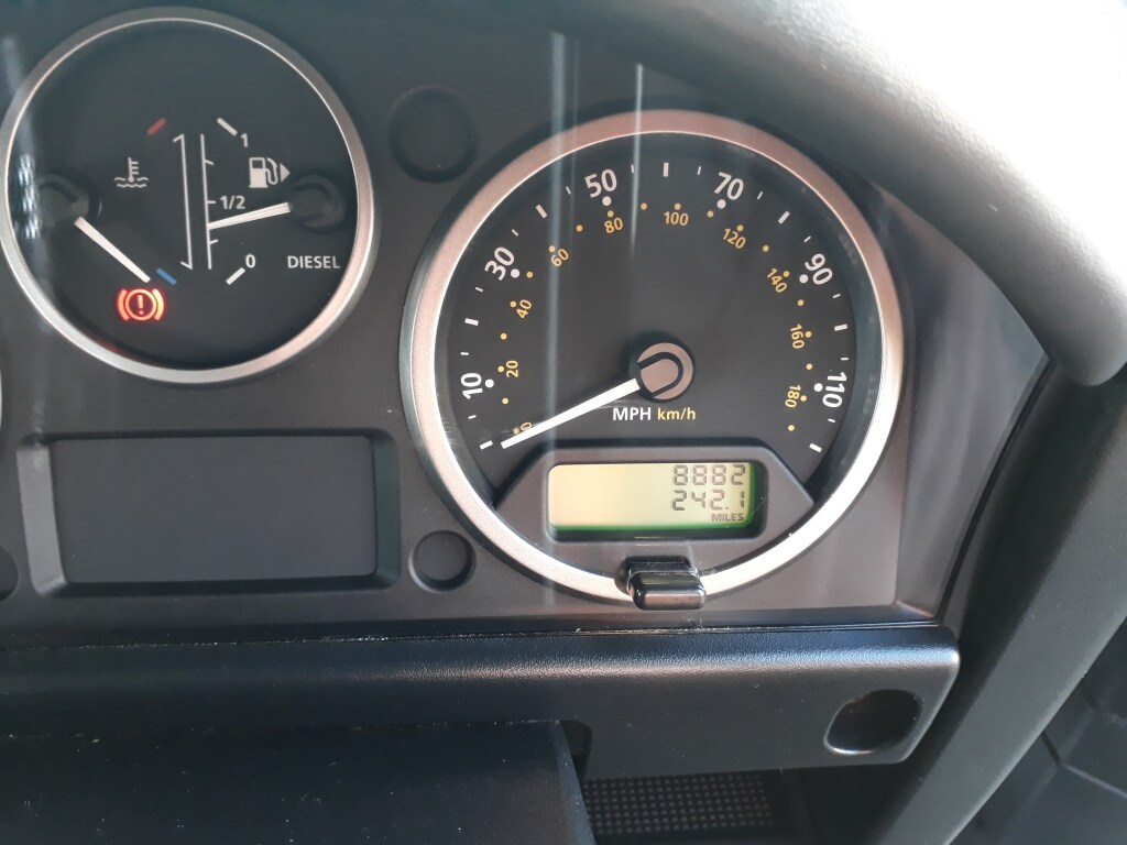 Used Land Rover Defender 110 2016 for sale - 77166217: Photo 20